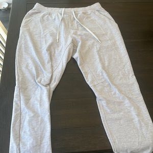 Lululemon Grey sweats with drawstring